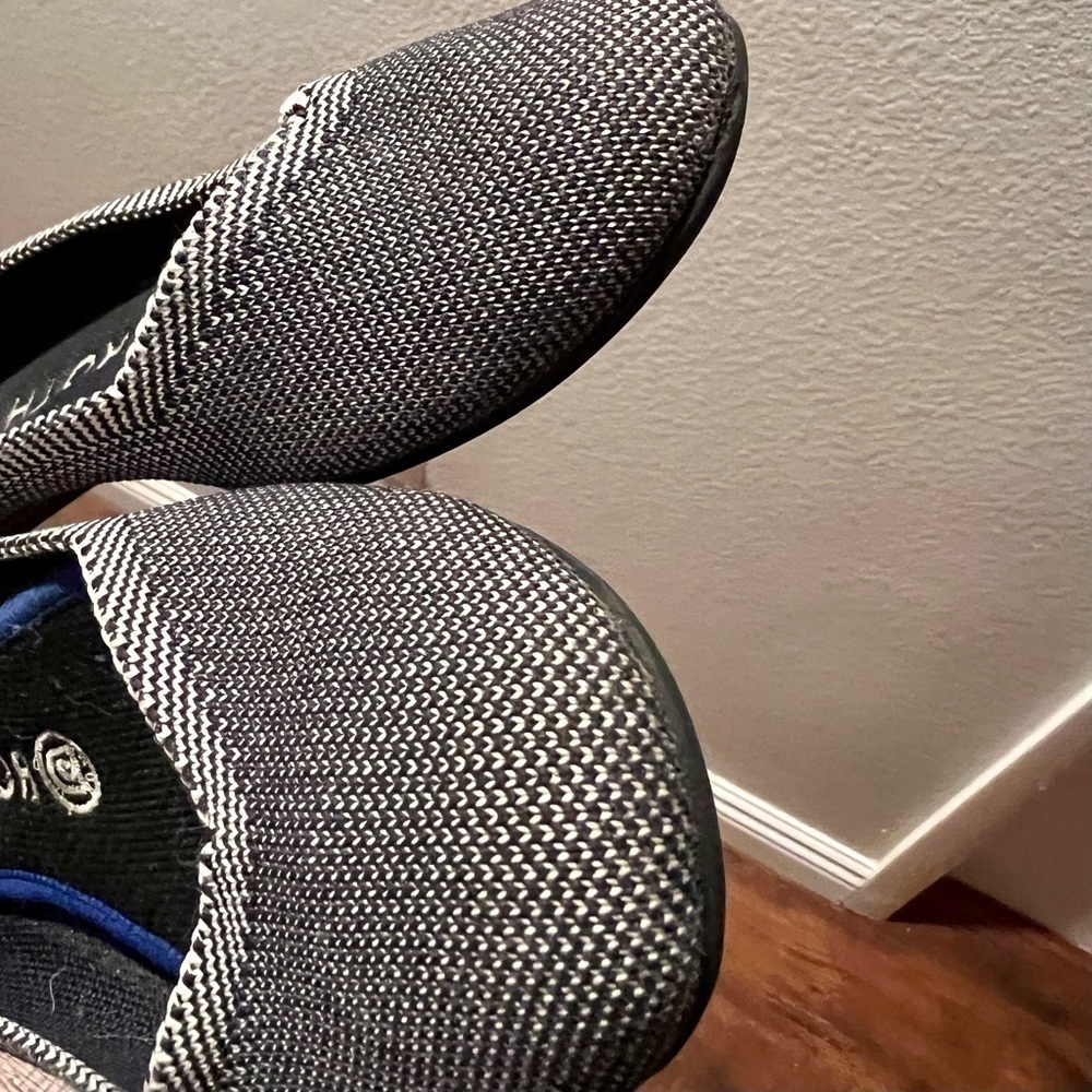 𝅺ROTHY’S grey ballet flats. Size 8W - Picture 2 of 8